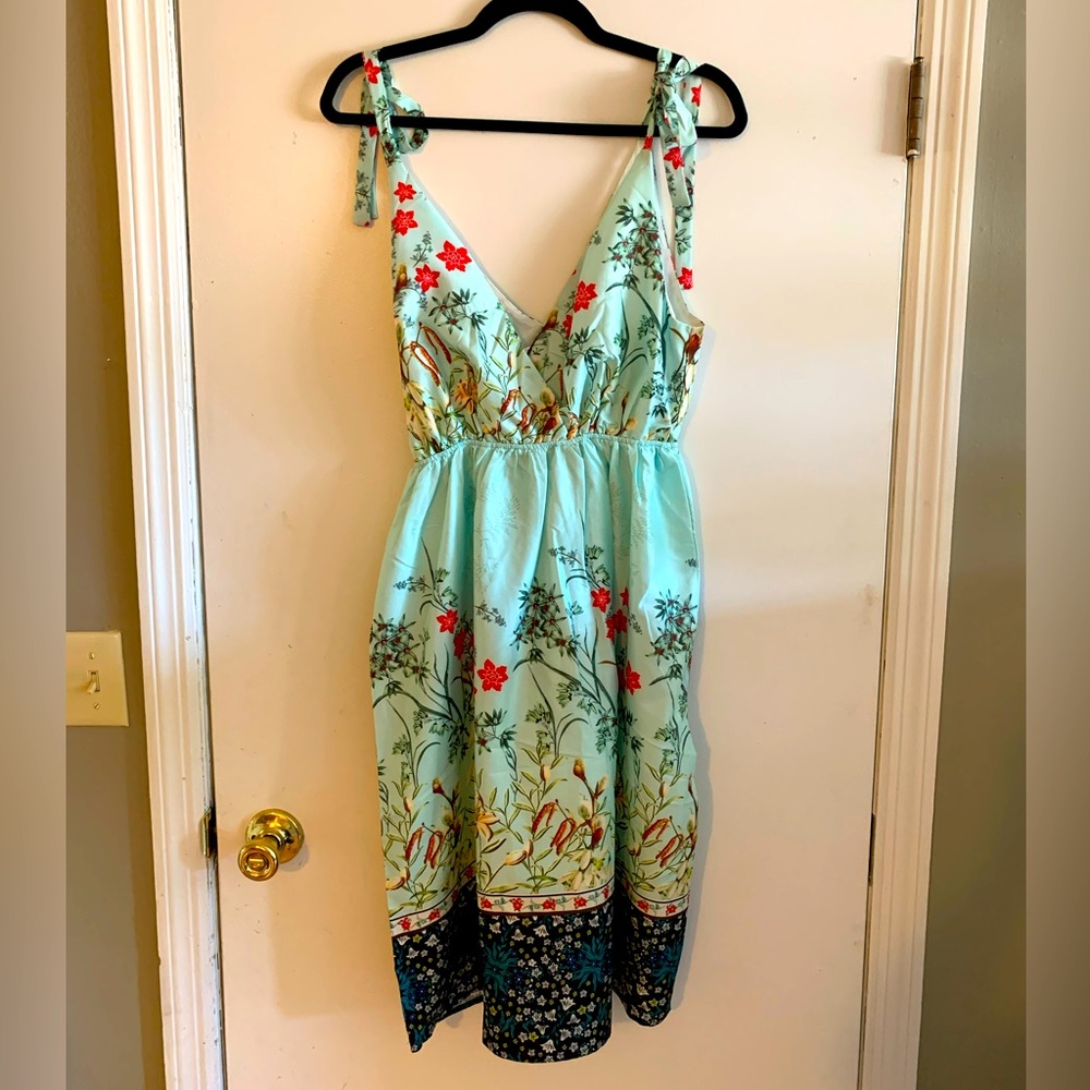Beautiful Pat Pat dress with boho vibes
